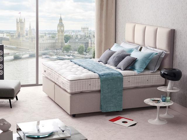 Vispring Divan Bed Sublime Superb - Small Double, Extra Firm, Pocket Spring, Natural on Productcaster.