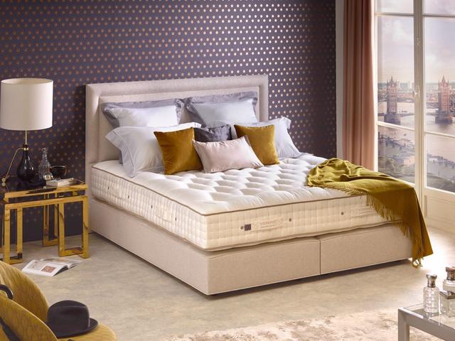 Vispring Divan Bed Tiara Superb - Small Single Long, Extra Firm, Pocket Spring, Natural on Productcaster.