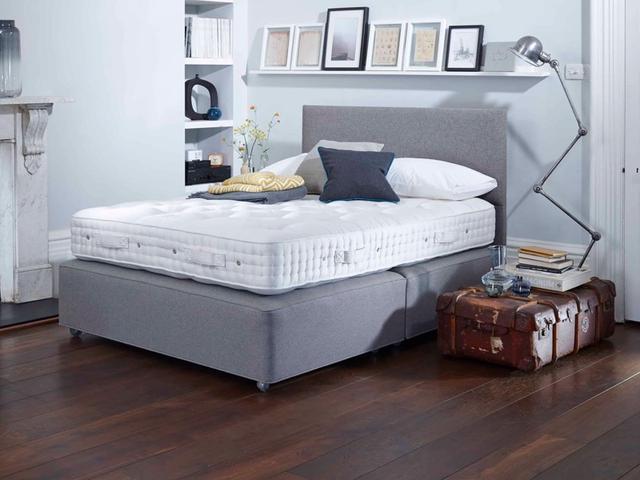 Vispring Divan Bed Shetland - Small Emperor, Firm, Pocket Spring, Natural on Productcaster.