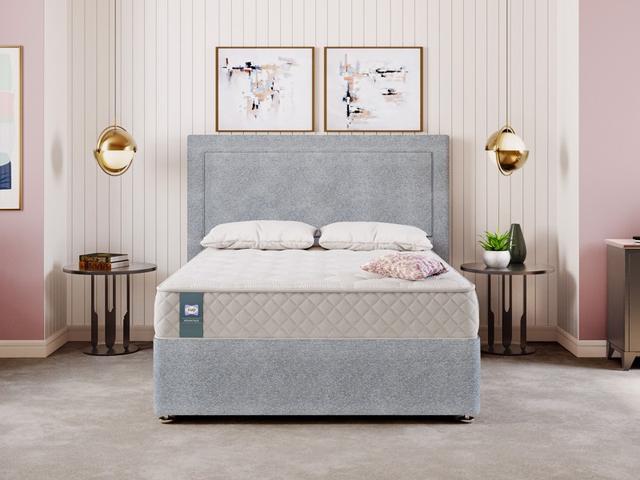 Sealy Divan Bed Hambleton - Super King Size Zip & Link, Medium Firm, PostureTech Core Support Spring, Memory Foam on Productcaster.