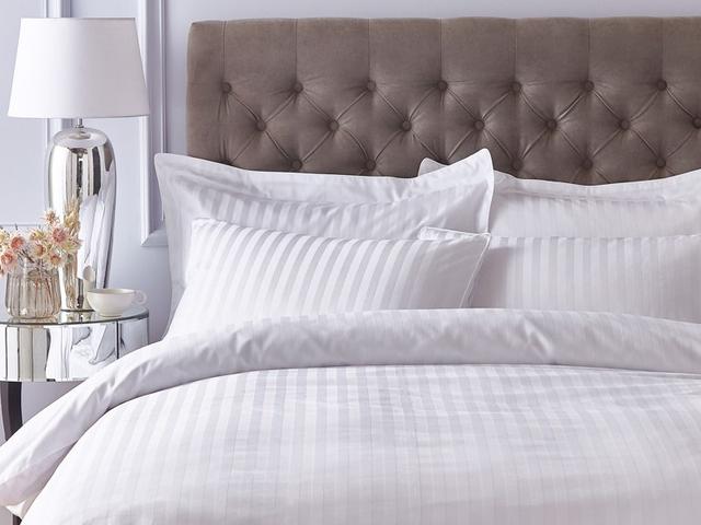 Bianca Fine Linens Duvet Cover Set Cotton Satin Stripe White - Super King Size on Productcaster.