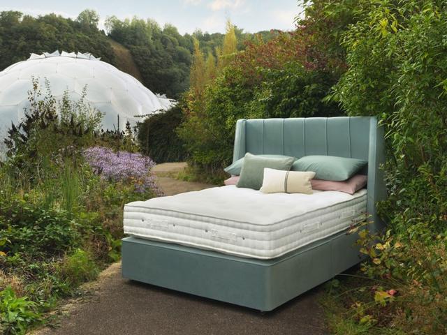 Hypnos Divan Bed Wild Cornwall - Single, Medium, Pocket Spring, Natural on Productcaster.