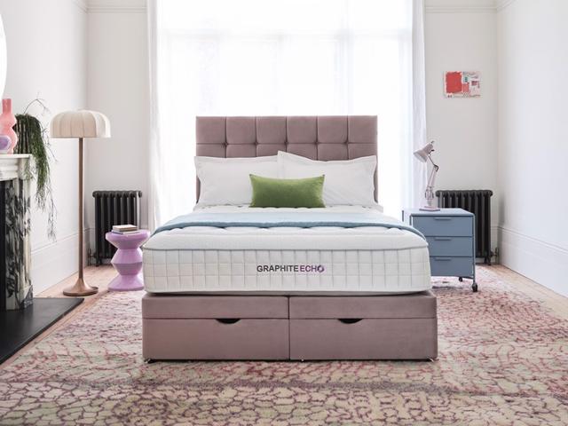 Sleepeezee Divan Bed Graphite Echo 2300 - Small Double, Medium, Pocket Spring, Memory Foam on Productcaster.