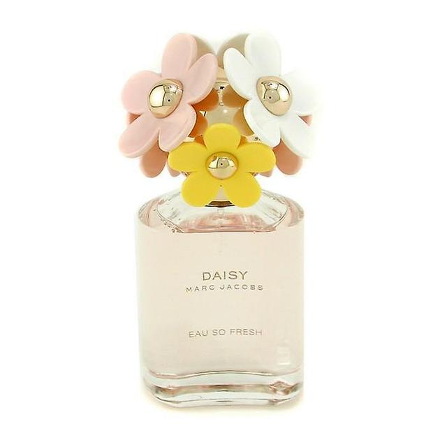 Marc Jacobs Daisy eau so fresh eau de toilette spray - 75ml / 2.5oz on Productcaster.