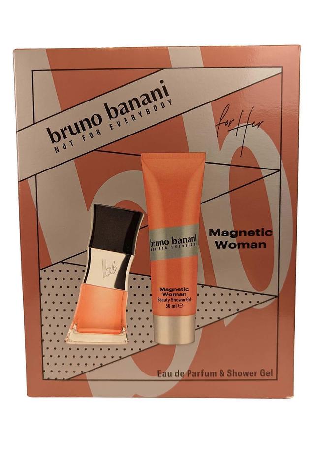 Bruno Banani Magnetic Woman Eau de Parfum Spray 30ml Shower Gel 50ml on Productcaster.