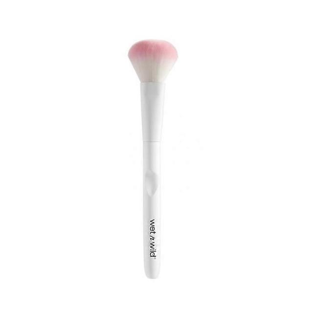 Wet n Wild Radiant glow blush brush by wnw e796 on Productcaster.