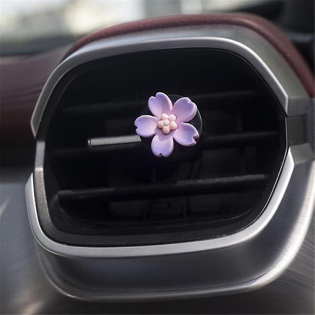 New 1pcs Car Outlet Vent Perfume Clips Car Air Freshener Conditioning Aromatherapy Small Daisy Interior Decoration Accessories on Productcaster.