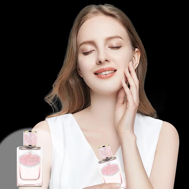 Baofu In The Sky Garden' Blossoms Perfume: En forfriskende aroma inspirert av naturen eksklusivt laget for kvinners eleganse og allure 50Ml Rosa Fr... on Productcaster.