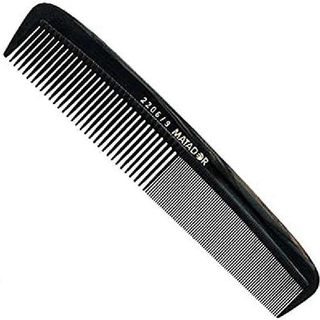 Introducing the eurostil 13 cm black mixing comb - a versatile and essential tool for your styling needs. on Productcaster.