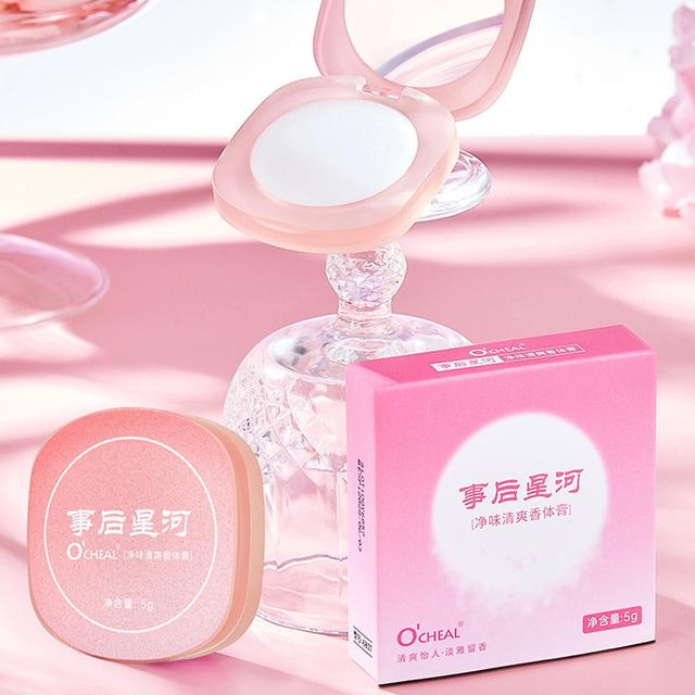 unbrand A Portable Pocket Perfume With Refreshing Body Balm And Long-lasting, Light Aroma And Deodorant 5g on Productcaster.