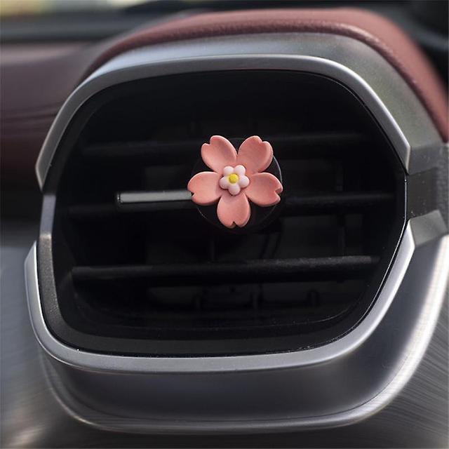 New 1pcs Car Outlet Vent Perfume Clips Car Air Freshener Conditioning Aromatherapy Small Daisy Interior Decoration Accessories on Productcaster.