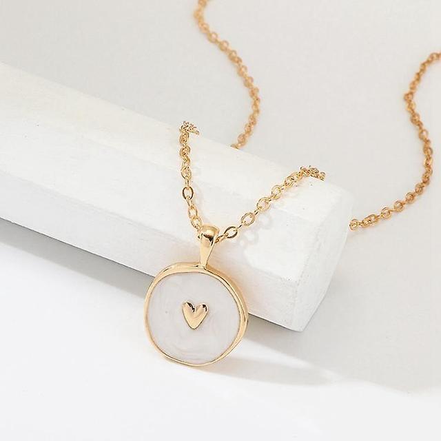 Behover Beautiful handmade necklace with enamel in with moon, lightning & heart White on Productcaster.