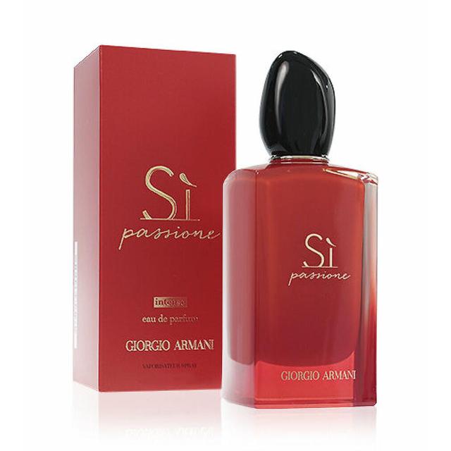 Giorgio Armani Armani Si Passione Intense Edp Spray 30ml on Productcaster.