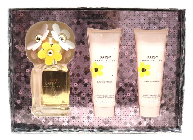 Marc Jacobs Daisy Eau So Fresh Eau De Toilette 3 Pcs Set / New With Box on Productcaster.