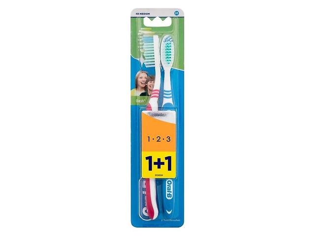 Oral-B - 37623 Fresh Medium - Unisex, 2 szt. on Productcaster.