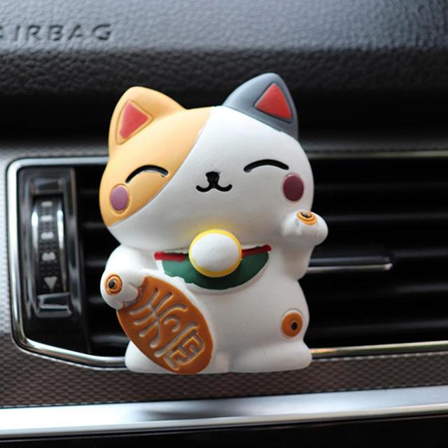 1pc Lucky Cat Car Air Freshener Car Air Outlet Aromatherapy Clip Fragr white on Productcaster.