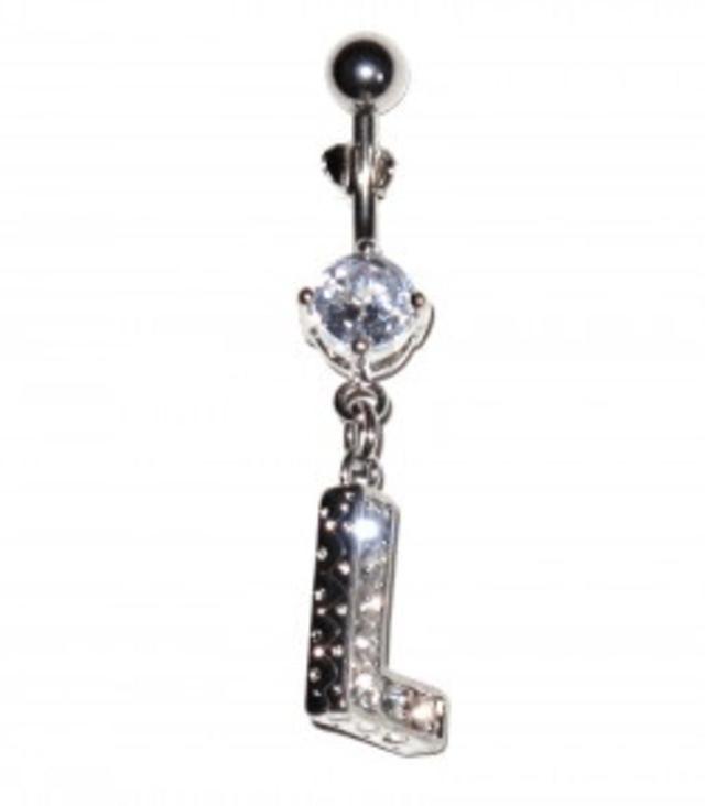 Hiprock Navel Piercing with white crystals - letter L on Productcaster.