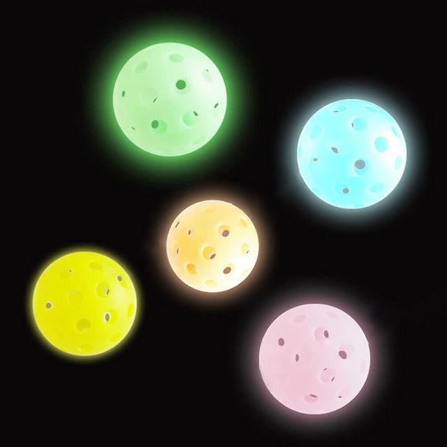 Dewenwils Balles De Pickleball Lumineuses 5 Pices, Balles De Pickleball Lumineuses D'extrieur 40 Trous Avec Sac En Filet Pour Une Bonne Durabilit ... on Productcaster.