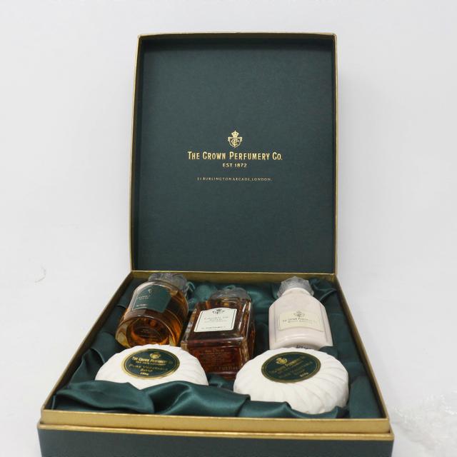 The Crown Perfumery Co. Crown Set 5 Piece Set / New With Box 32 on Productcaster.