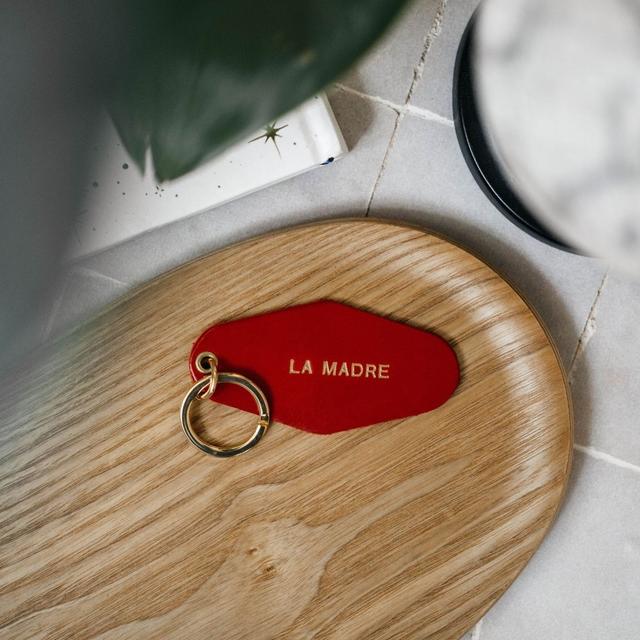 Porte-clés famille - Fabriqué en France - Idée cadeau Noël - Idée cadeau papa - Idée cadeau maman - Affaire De Famille - Les Petits Raffineurs on Productcaster.