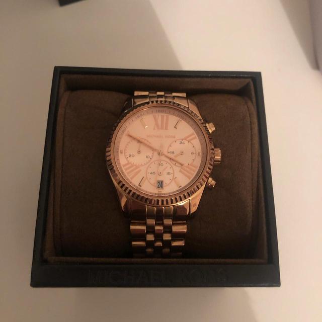 Michael Kors Women's Watch - Gold on Productcaster.