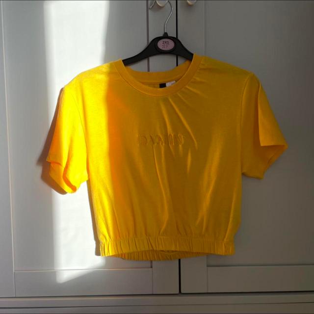 H&M Women's Crop top - Yellow - XS on Productcaster.