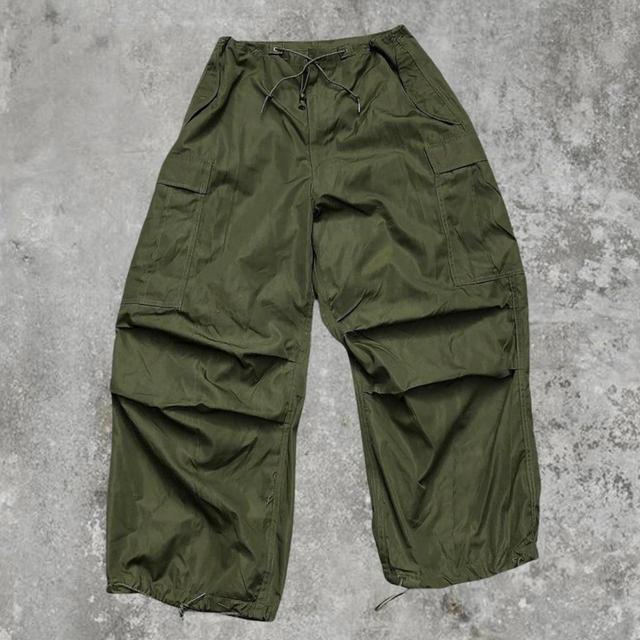 Vintage Men's Cargo Trousers - Green - M on Productcaster.