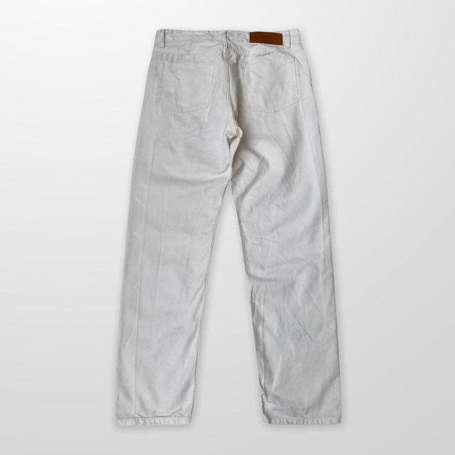 AMI Paris Men's Jeans - White - 33" on Productcaster.