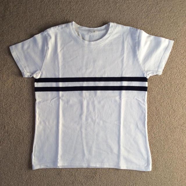 Brandy Melville Women's T-shirt - White/Navy - S on Productcaster.