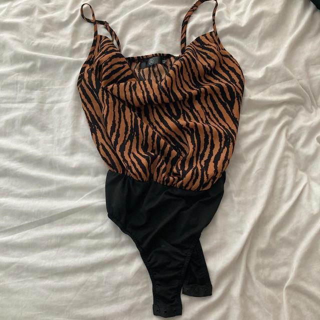 Missguided Women's Bodysuit - Black/Orange - 8 on Productcaster.