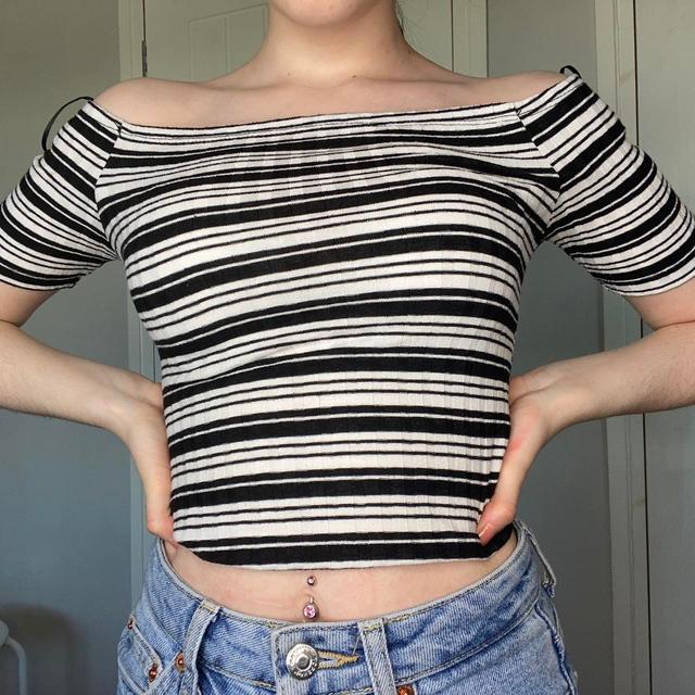 Primark Women's Crop top - Black - 6 on Productcaster.