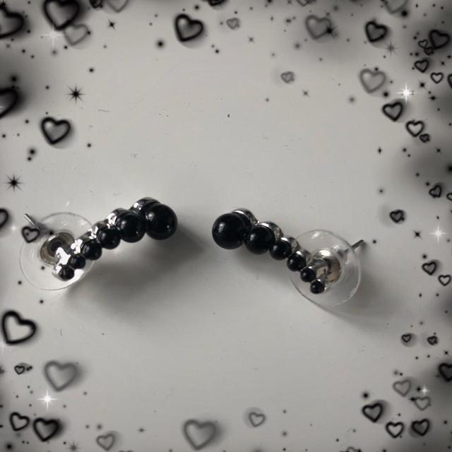 Women's Earrings - Black on Productcaster.