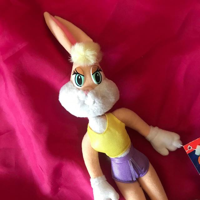 Looney Tunes Stuffed animal - Yellow on Productcaster.