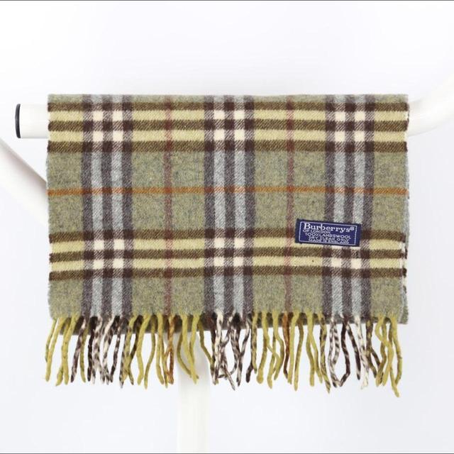 Burberry Men's Scarf - Green on Productcaster.