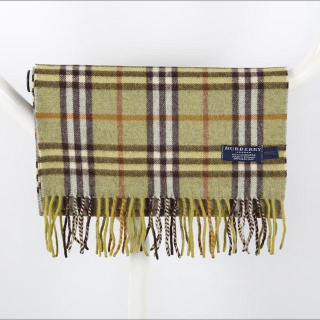 Burberry Men's Scarf - Green on Productcaster.