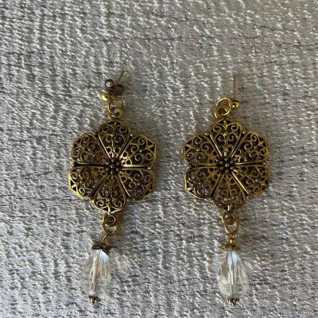 Vintage Women's Earrings - Gold on Productcaster.