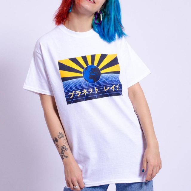 Custom Women's T-shirt - White - L on Productcaster.