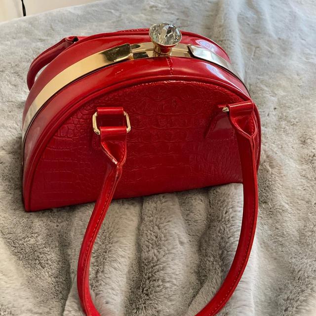 Women's Bag - Red on Productcaster.