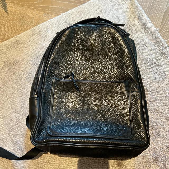 Massimo Dutti Men's Backpacks - Black on Productcaster.