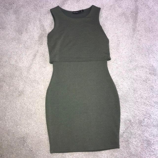 Boohoo Women's Dress - Khaki - 4 on Productcaster.