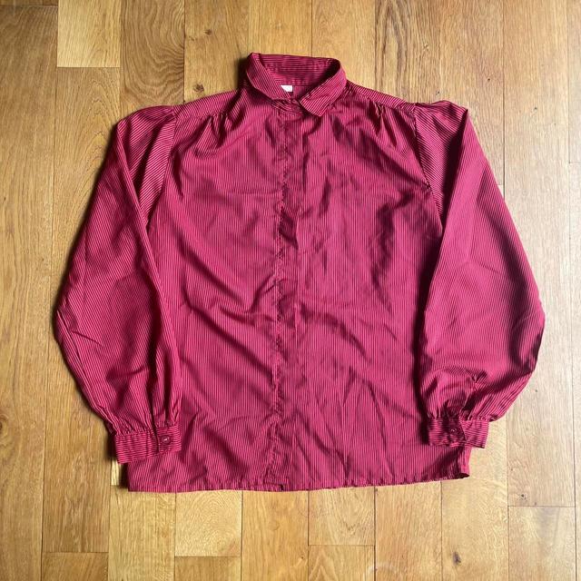 Vintage Women's Shirt - Red - M on Productcaster.