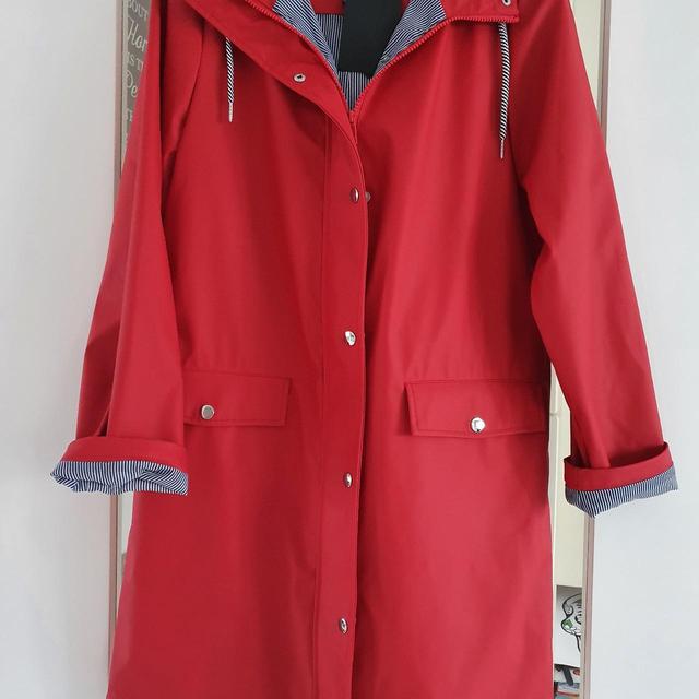 Women's Coat - Red - UK 6 on Productcaster.