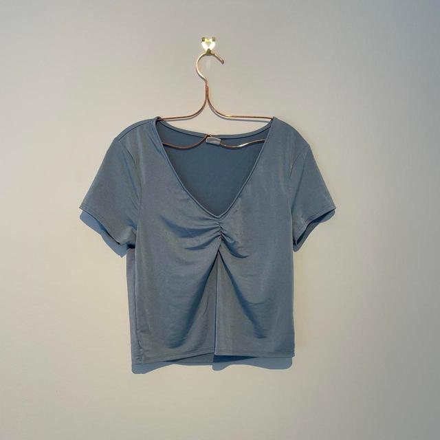 Urban Outfitters Women's T-shirt - Silver/Blue - L on Productcaster.