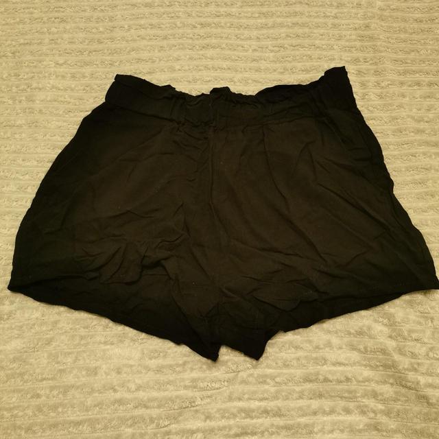 Primark Women's Shorts - Black - UK 10 on Productcaster.