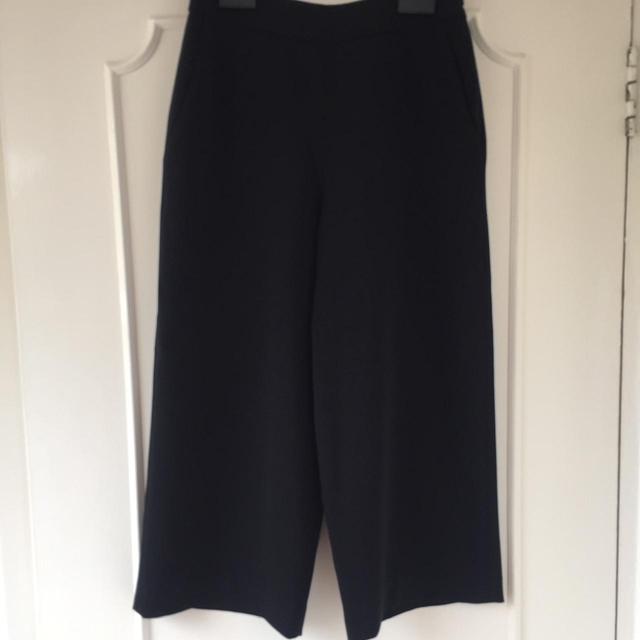 Reiss Women's Trousers - Black - UK 4 on Productcaster.