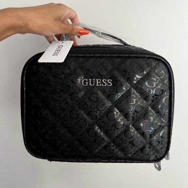 Guess Women's Makeup and wash bags - Black on Productcaster.