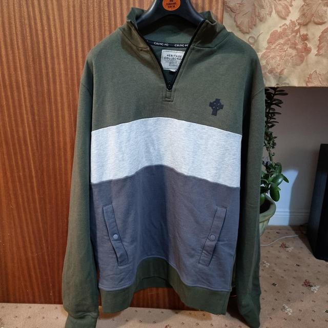 Vintage Men's Jumper - Green - L on Productcaster.