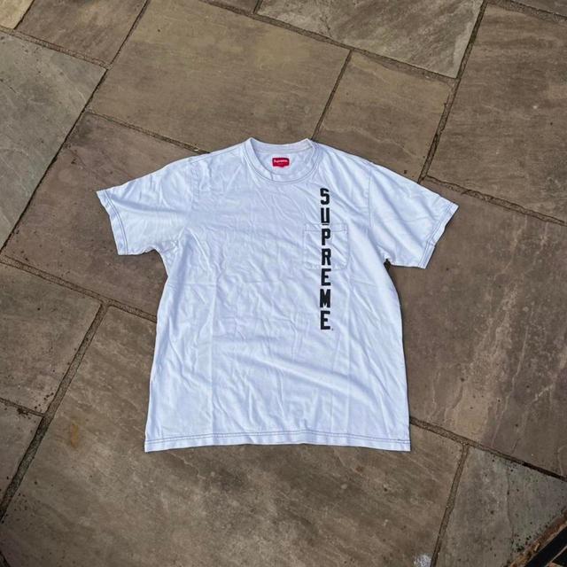 Supreme Men's T-shirt - White - L on Productcaster.