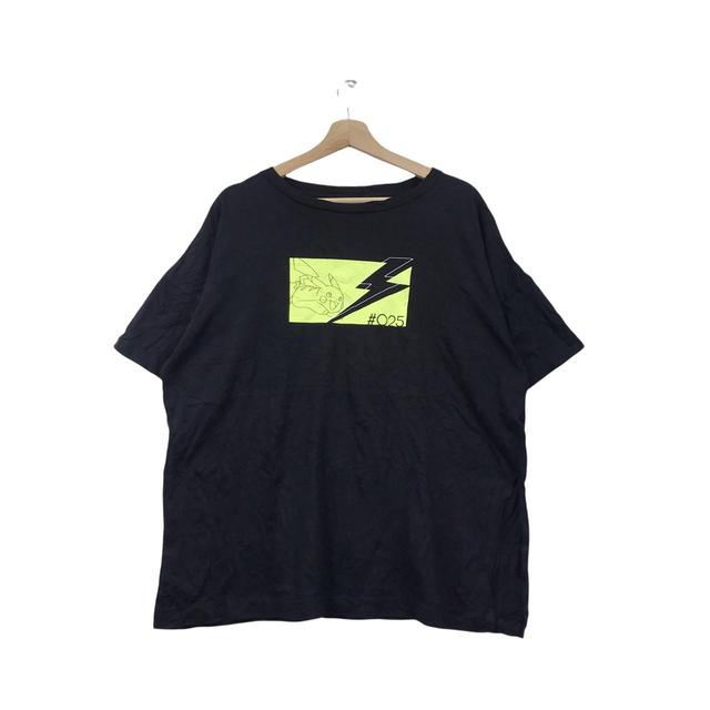 Men's T-shirt - Black - M on Productcaster.