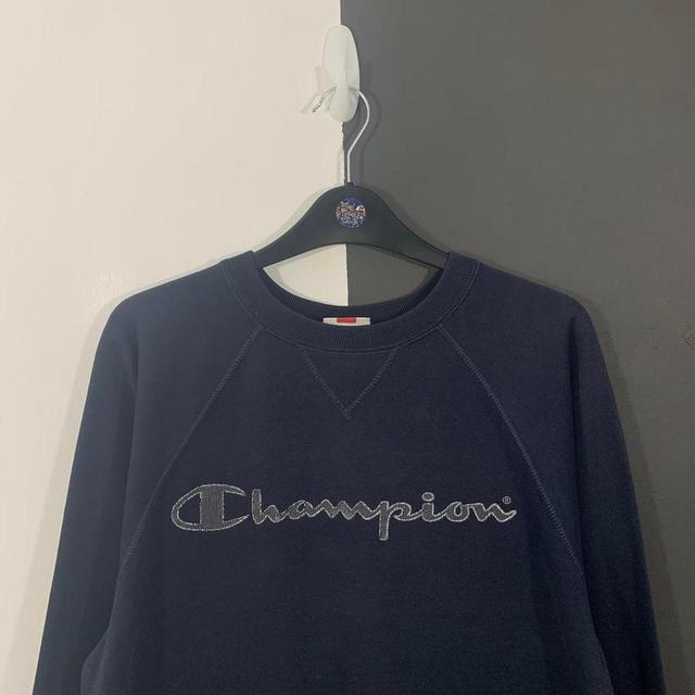 Champion Men's Sweatshirt - Navy - S on Productcaster.